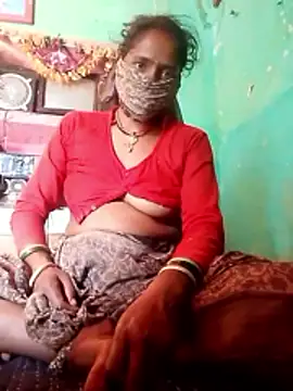 CUTE-004 online show from October 2025 07:19:01 AM