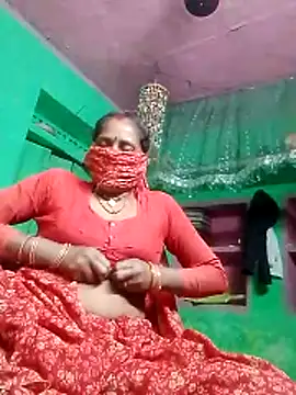 CUTE-004 online show from April 2026 04:04:01 PM