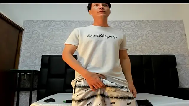 StevenHumps online show from September 2025 03:42:02 AM