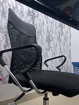 StevenHumps online show from October 2025 06:41:02 AM