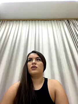 SarahLoreen online show from September 2025 04:46:02 AM