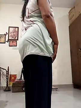 Snapshot of Your-vipasha chatting on October 2025 05:59:02 PM Your-vipasha online show from October 2025 05:59:02 PM