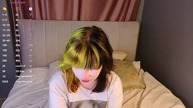 KandraCruser online show from November 2025 08:07:01 PM