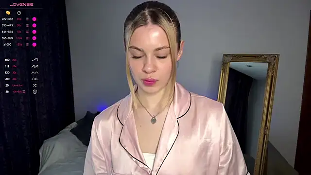 Lil Elisa online show from October 2025 11:16:01 AM