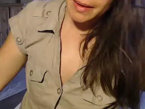 Snapshot of Missforever chatting on October 2025 10:22:02 PM Missforever online show from October 2025 10:22:02 PM