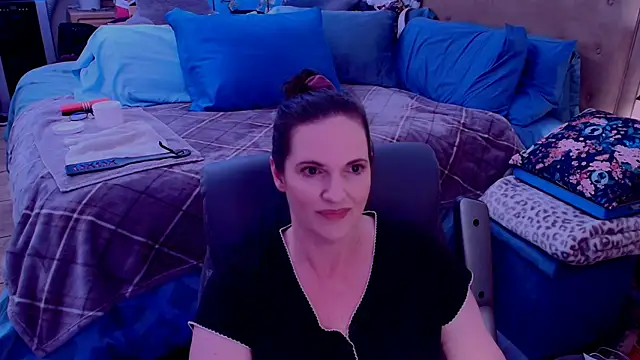 ninajaymes online show from May 2026 09:45:01 PM