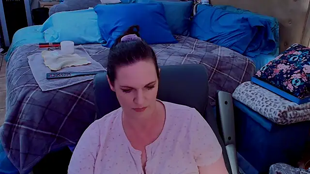 ninajaymes online show from June 2026 11:47:02 PM