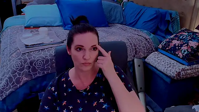 ninajaymes online show from June 2026 10:00:02 PM