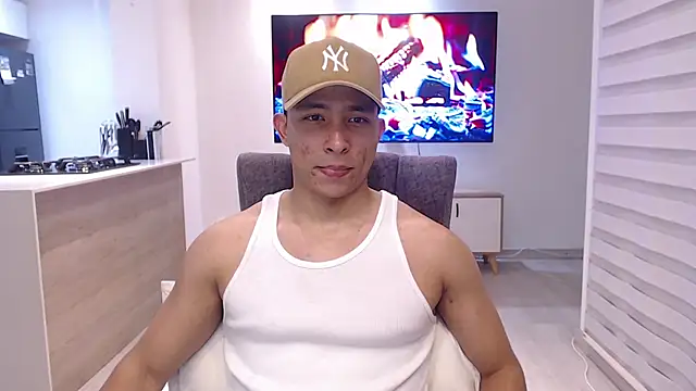 Snapshot of Auron_Demon01 chatting on September 2025 01:53:01 AM Auron Demon01 online show from September 2025 01:53:01 AM