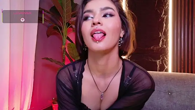 La Diabla 111  online show from October 2025 08:18:01 PM