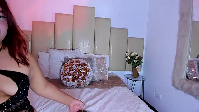 Rebeca jackson online show from October 2025 07:46:02 PM