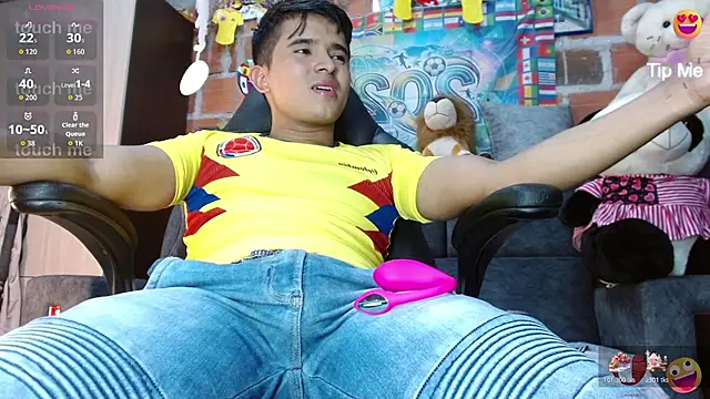 DayroDuran online show from June 2026 08:07:01 PM