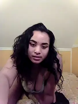 Snapshot of SoakedUpKitty- chatting on January 2026 10:48:01 PM SoakedUpKitty- online show from January 2026 10:48:01 PM