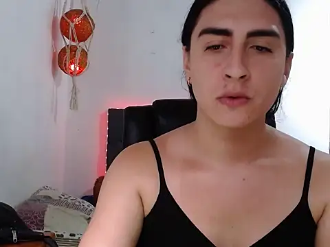 lola diez online show from February 2026 09:19:02 PM