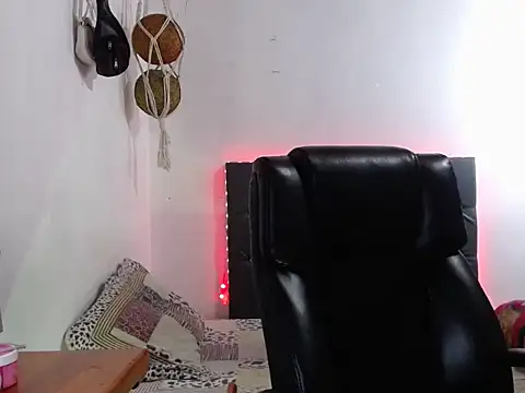 Snapshot of lola_diez chatting on March 2026 09:45:01 PM lola diez online show from March 2026 09:45:01 PM