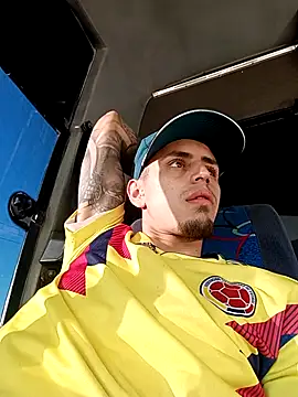 Snapshot of 1C2AM22 chatting on September 2025 10:20:01 PM 1C2AM22 online show from September 2025 10:20:01 PM