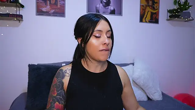 SophiieCumsx online show from January 2026 04:17:01 AM