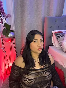 Snapshot of Elyross1_ chatting on October 2025 10:43:01 PM Elyross1 online show from October 2025 10:43:01 PM