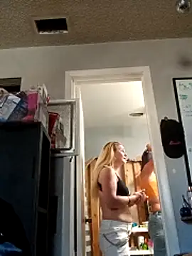 Goldenndoll online show from February 2026 08:38:01 PM