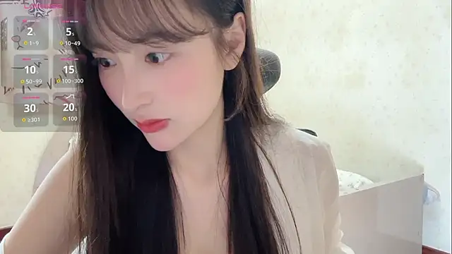 Snapshot of xiaoyun_666 chatting on October 2025 01:31:01 PM xiaoyun 666 online show from October 2025 01:31:01 PM