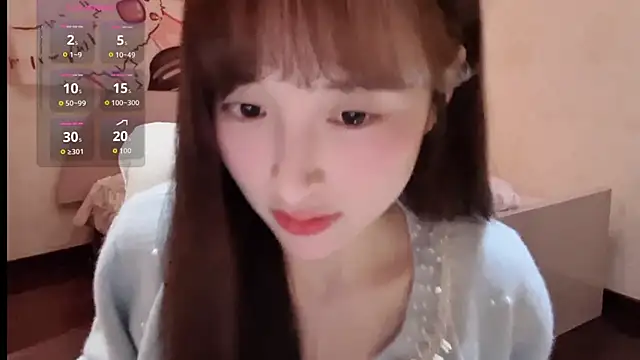 Snapshot of xiaoyun_666 chatting on October 2025 12:17:02 PM xiaoyun 666 online show from October 2025 12:17:02 PM