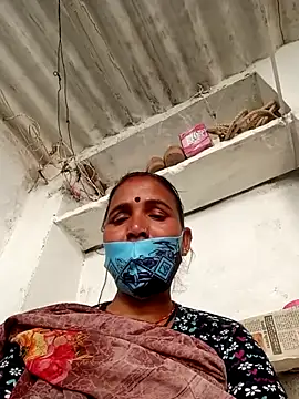 Snapshot of Sharmili_xx chatting on December 2025 08:53:02 AM Sharmili xx online show from December 2025 08:53:02 AM