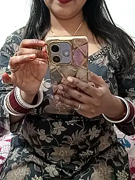 Ayeshacam online show from February 2026 08:40:01 AM