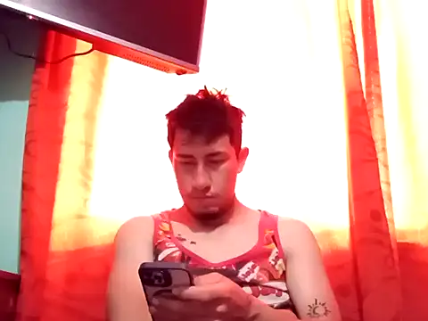 Snapshot of True_Di chatting on October 2025 11:19:01 AM True Di online show from October 2025 11:19:01 AM