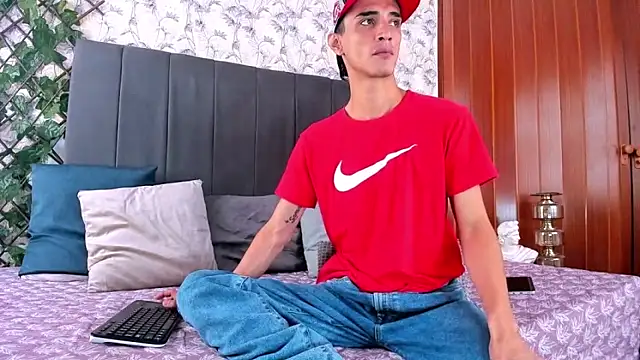 samu aristisabal online show from October 2025 01:30:02 PM