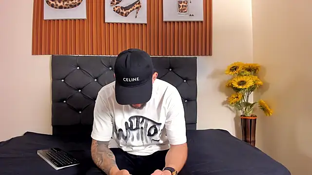 Snapshot of Massimo_st chatting on September 2025 01:12:02 PM Massimo st online show from September 2025 01:12:02 PM