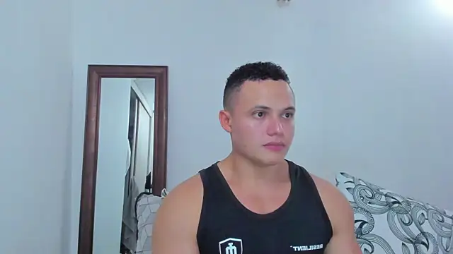 KingLevi01 online show from May 2026 08:05:01 PM