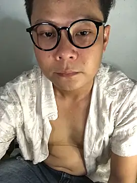 datnguyenvn online show from February 2026 08:18:01 AM