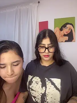 Snapshot of Sweet_and_Rous0 chatting on October 2025 03:09:02 AM Sweet and Rous0 online show from October 2025 03:09:02 AM