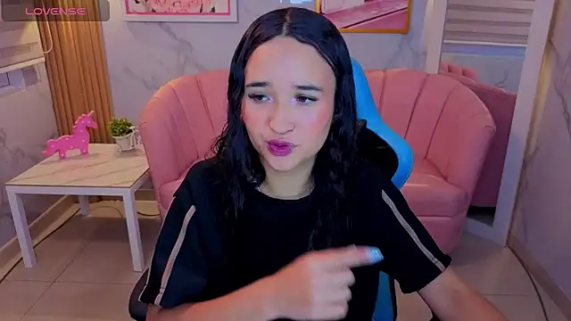 bella vibess s online show from June 2026 02:46:01 AM