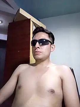 Snapshot of aczinovelez342 chatting on October 2025 03:49:02 AM aczinovelez342 online show from October 2025 03:49:02 AM