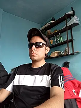 Snapshot of aczinovelez342 chatting on October 2025 08:41:01 PM aczinovelez342 online show from October 2025 08:41:01 PM