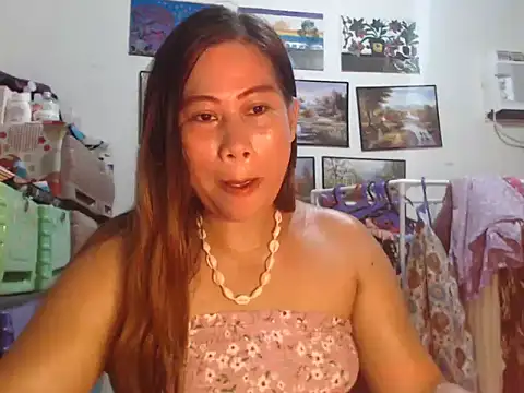 Snapshot of filipina_beauty chatting on September 2025 05:51:01 PM filipina beauty online show from September 2025 05:51:01 PM