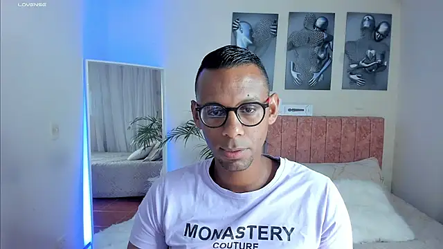 KingEdward  online show from October 2025 10:13:01 AM