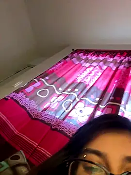 Delycom online show from November 2025 10:56:01 PM