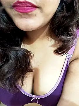 Snapshot of Sexiest_Nataliya chatting on October 2025 07:38:01 AM Sexiest Nataliya online show from October 2025 07:38:01 AM