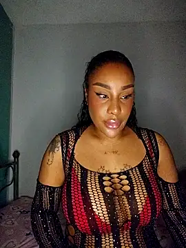 Snapshot of Queen_Amara chatting on March 2026 03:57:02 AM Queen Amara online show from March 2026 03:57:02 AM