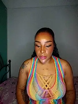 Snapshot of Queen_Amara chatting on March 2026 03:47:01 AM Queen Amara online show from March 2026 03:47:01 AM