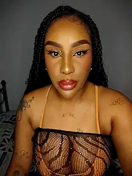 Queen Amara online show from May 2026 03:45:02 AM