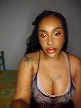 Queen Amara online show from May 2026 03:45:02 AM