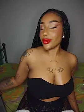 Queen Amara online show from May 2026 04:10:01 AM