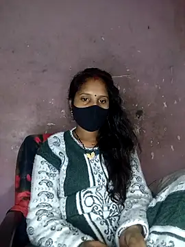 Snapshot of Komal-Rajput chatting on January 2026 06:44:01 PM Komal-Rajput online show from January 2026 06:44:01 PM