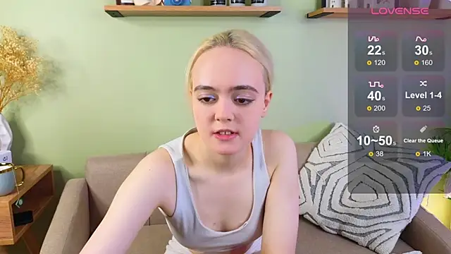 Snapshot of Alice_Sole chatting on September 2025 08:05:01 AM Alice Sole online show from September 2025 08:05:01 AM