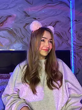 Snapshot of Valeryfox01_ chatting on October 2025 04:32:01 AM Valeryfox01 online show from October 2025 04:32:01 AM