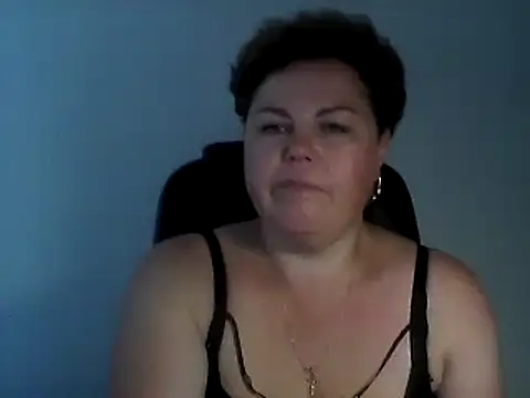 Snapshot of EllaLove2277 chatting on September 2025 01:33:01 PM EllaLove2277 online show from September 2025 01:33:01 PM