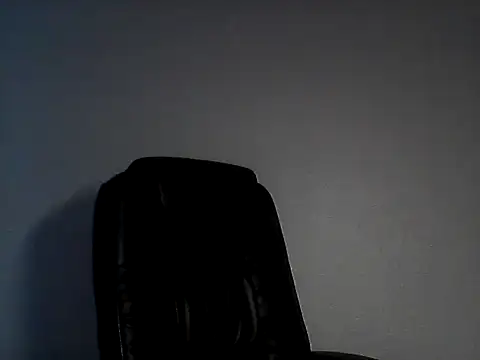 Snapshot of EllaLove2277 chatting on October 2025 05:16:02 AM EllaLove2277 online show from October 2025 05:16:02 AM